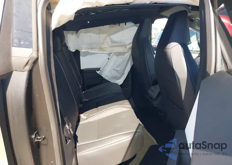 2024 Tesla Cybertruck All-Wheel Drive z USA, uszkodzony, nr VIN 7G2CEHED5RA011044